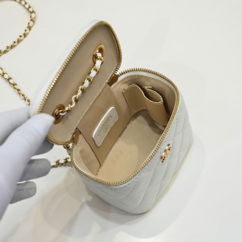 Ch**el cosmetic bags